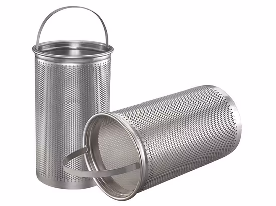 Elementos de filtro de telas com fenda de metal